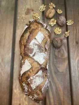 Le pain aux noix biologique au levain